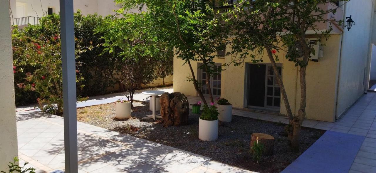 Cleo Rooms 250M From The Beach ماليا المظهر الخارجي الصورة