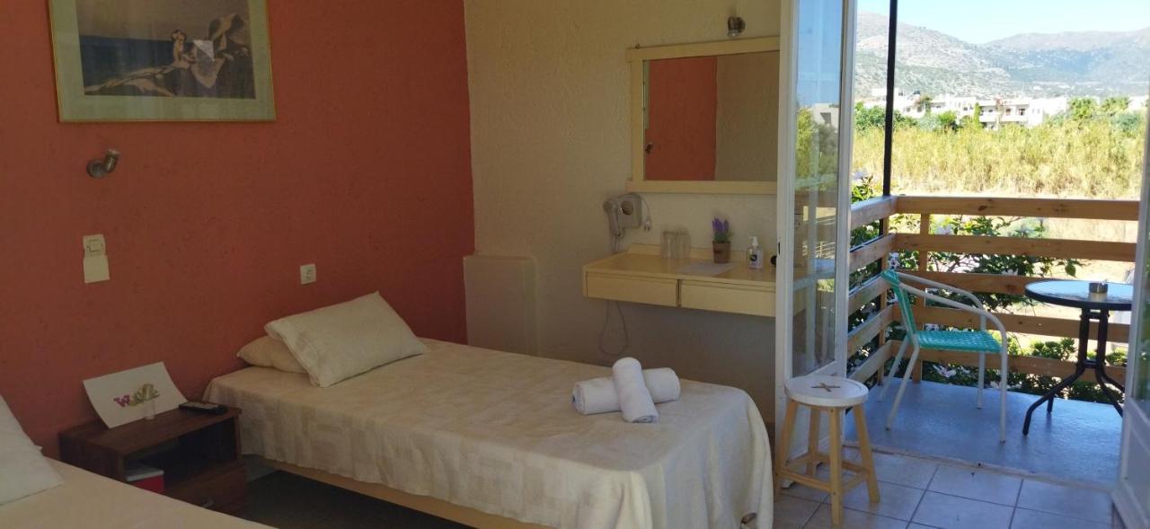 Cleo Rooms 250M From The Beach ماليا المظهر الخارجي الصورة