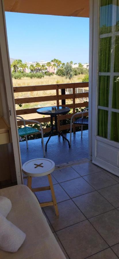 Cleo Rooms 250M From The Beach ماليا المظهر الخارجي الصورة