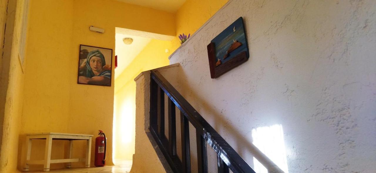 Cleo Rooms 250M From The Beach ماليا المظهر الخارجي الصورة