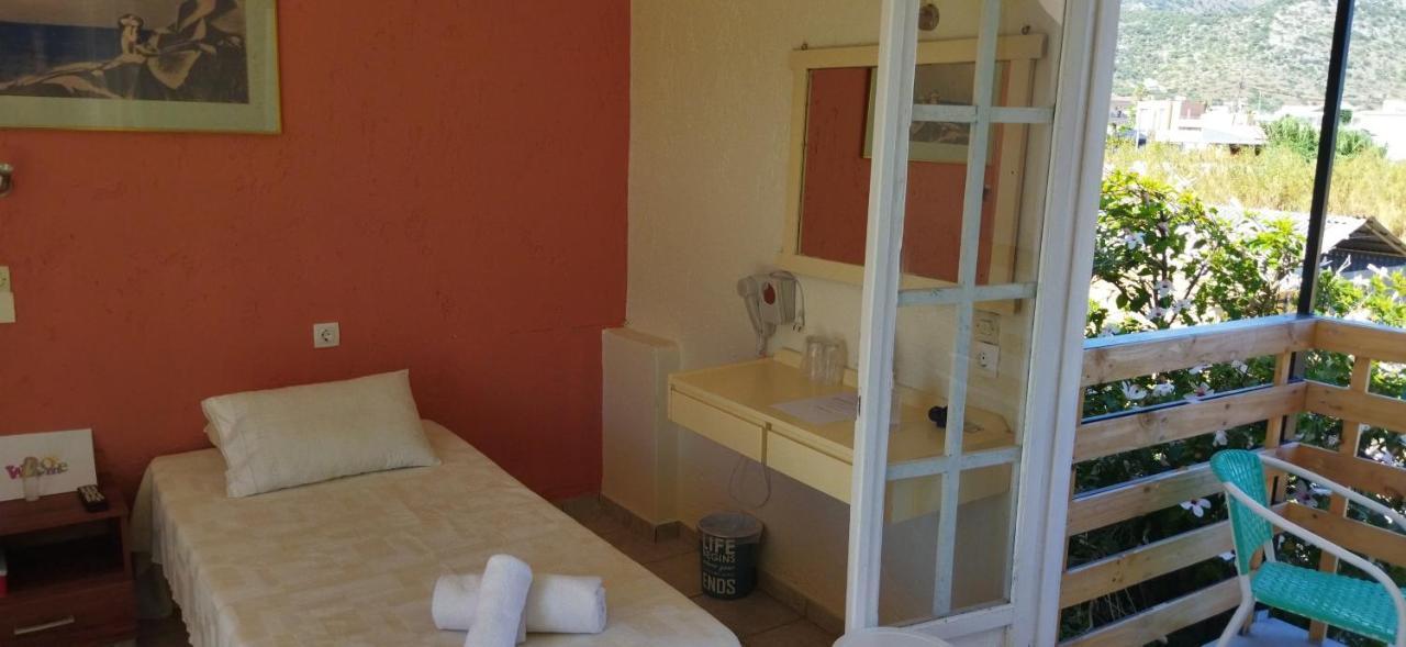 Cleo Rooms 250M From The Beach ماليا المظهر الخارجي الصورة