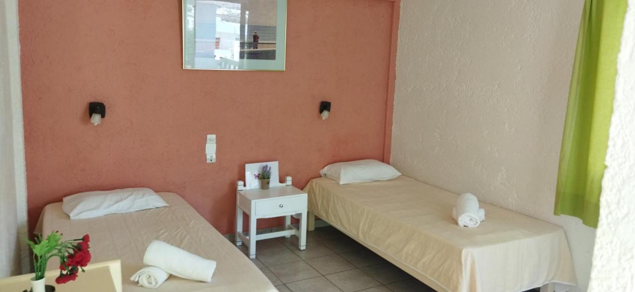 Cleo Rooms 250M From The Beach ماليا المظهر الخارجي الصورة