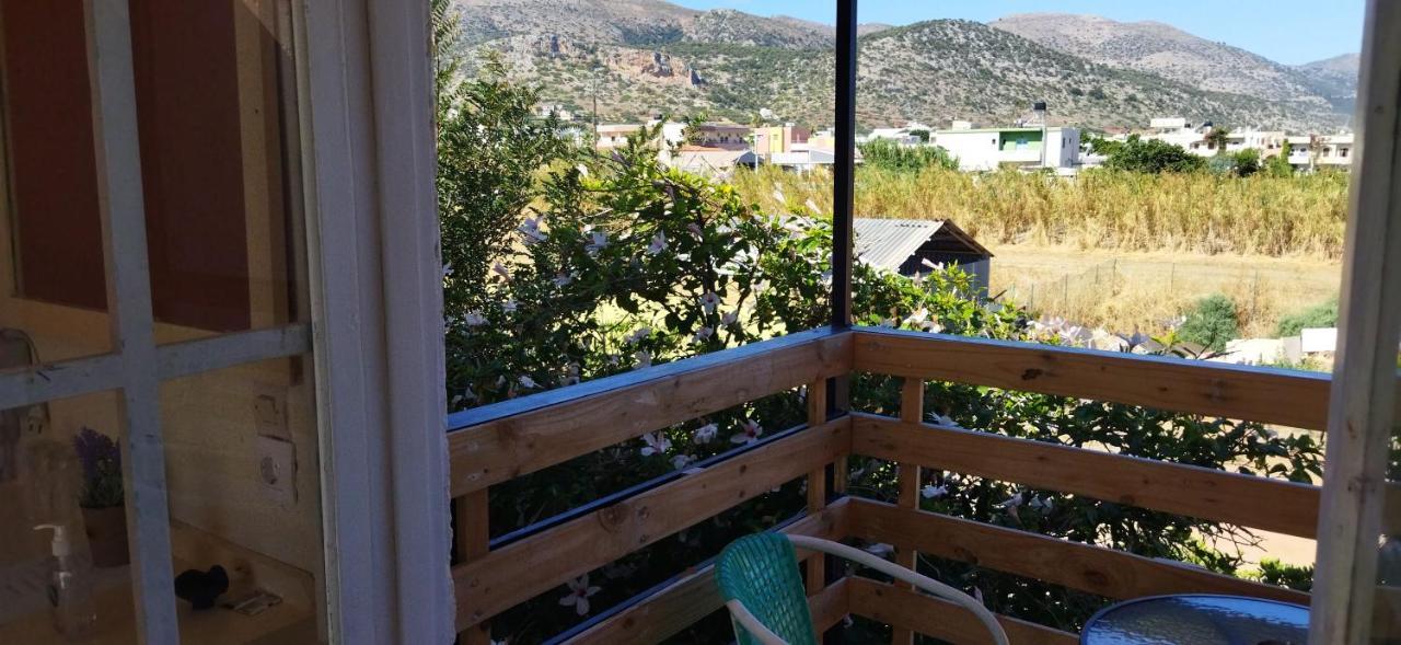 Cleo Rooms 250M From The Beach ماليا المظهر الخارجي الصورة