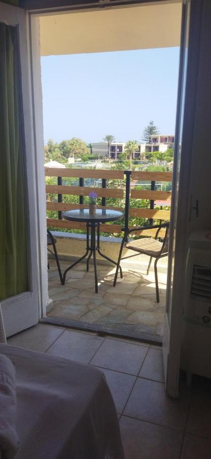Cleo Rooms 250M From The Beach ماليا المظهر الخارجي الصورة