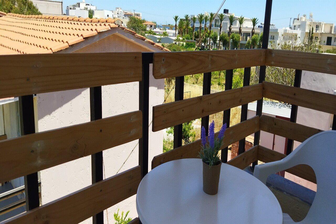 Cleo Rooms 250M From The Beach ماليا المظهر الخارجي الصورة